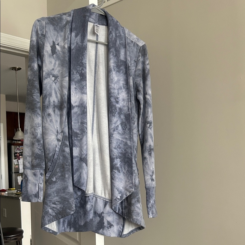90 Degree By Reflex Tie-Dye Gray Blazer